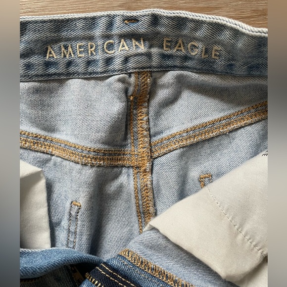 American Eagle Curvy Mom Jeans - Picture 12 of 13